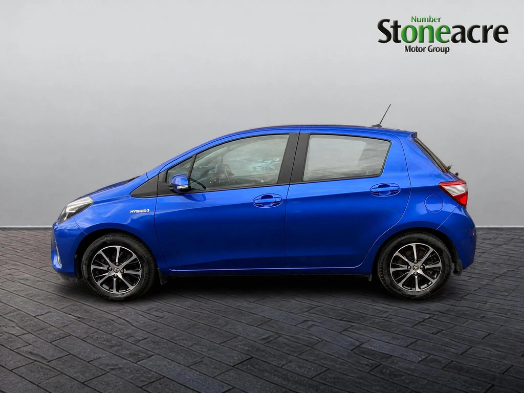Toyota Yaris 1.5 Vvt-h Icon Tech Hatchback  #5