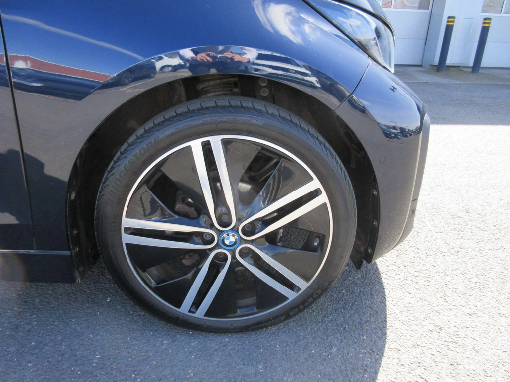 BMW i3 135Kw S 42Kwh Lodge Interior World Black #24