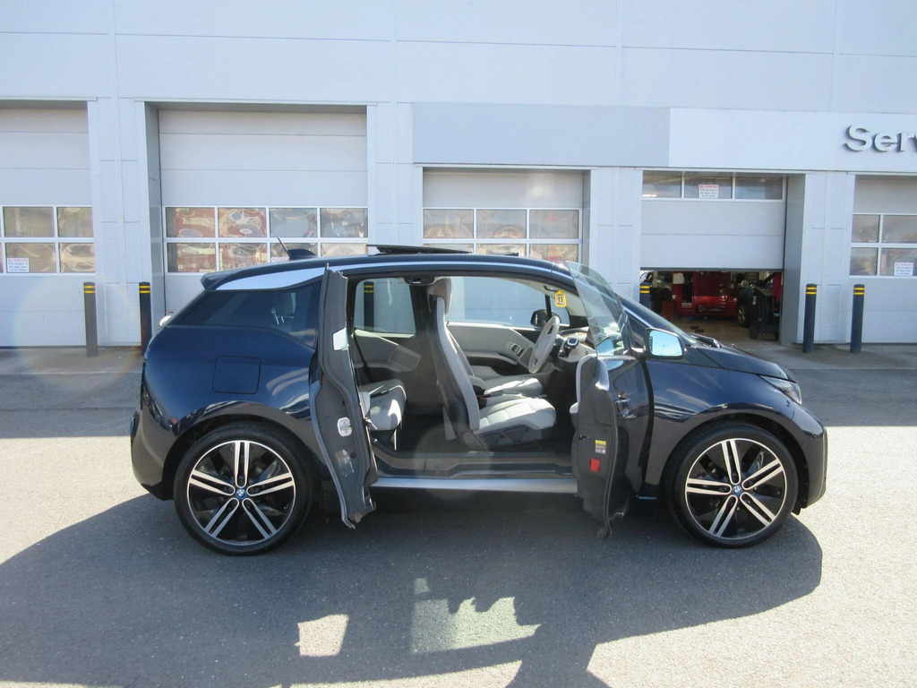 BMW i3 135Kw S 42Kwh Lodge Interior World Black #9
