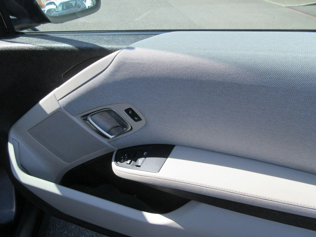BMW i3 135Kw S 42Kwh Lodge Interior World Black #29