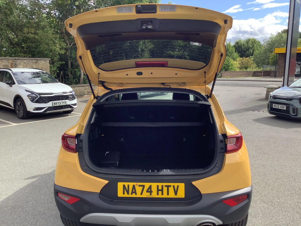 Kia Stonic 1.0T Gdi 48V Gt-line S Dct Estate Yellow #36