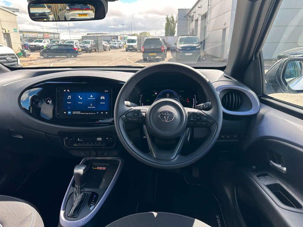Toyota Aygo X 1.5H 49Kwh Design Cvt Euro 6 Ss #6