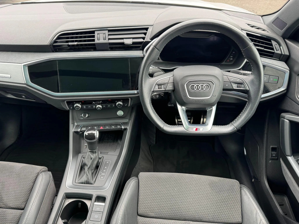 Audi Q3 Audi Q3 S Line 35 Tfsi 150 Ps S Tronic Grey #15
