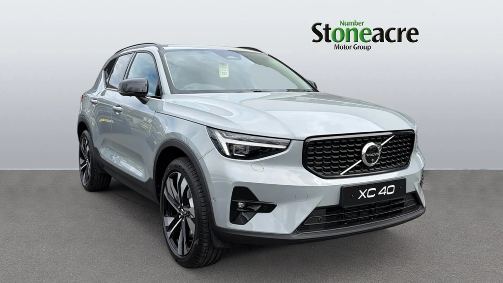 Volvo XC40 2.0 B3 Mhev Ultra Dark Dct Euro 6 Ss
