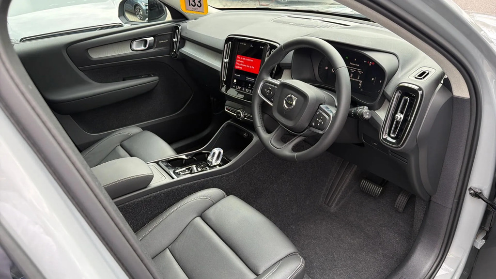 Volvo XC40 2.0 B3 Mhev Ultra Dark Dct Euro 6 Ss #4