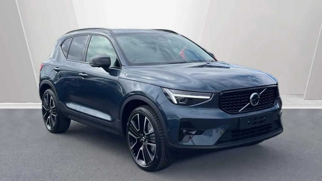 Volvo XC40 2.0 B3 Mhev Ultra Dark Dct Euro 6 Ss