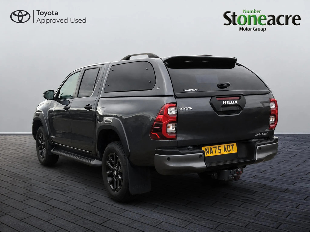 Toyota HILUX 2.8 D-4d-h Invincible X 4Wd Euro 6  #4
