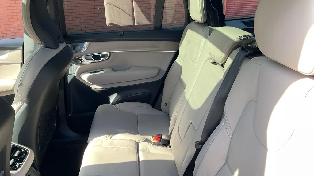 Volvo XC90 2.0 B5p Ultra Dark Awd Geartronic Grey #31