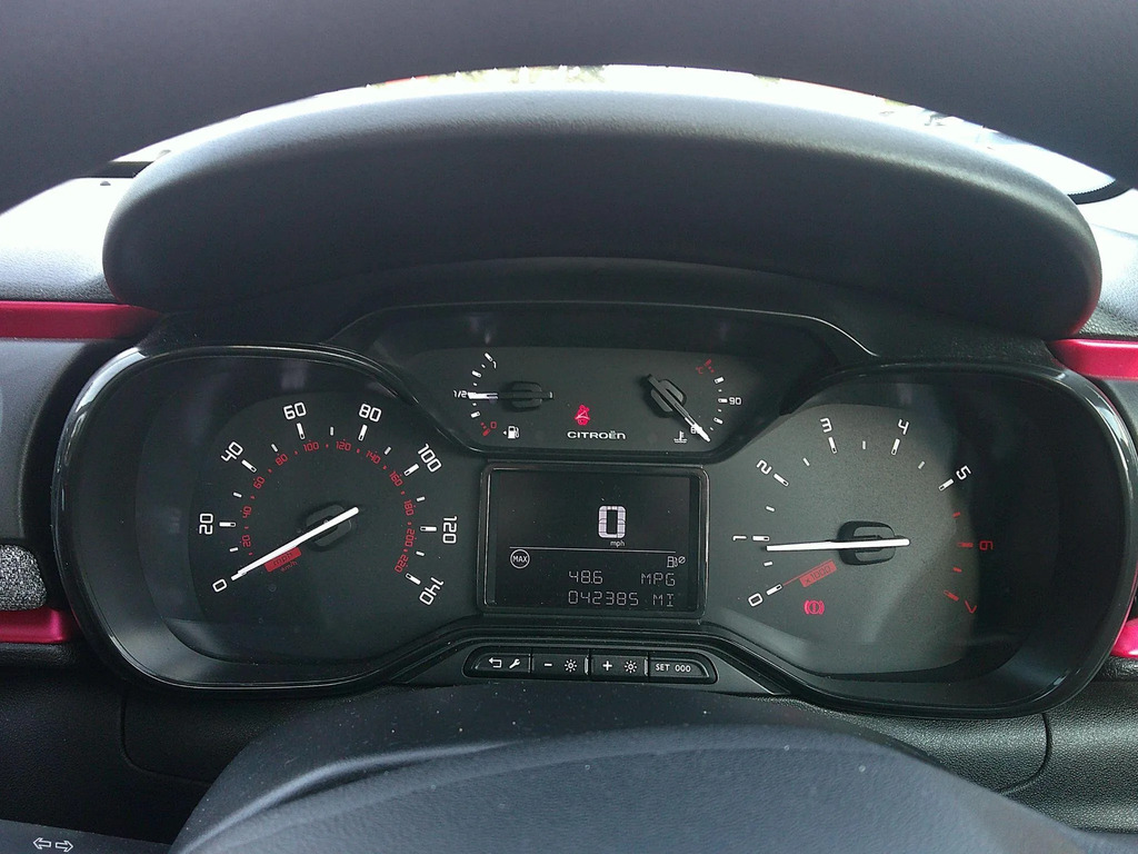 Citroen C3 1.2 Puretech Flair Suv 6 Spd Eur Red #15