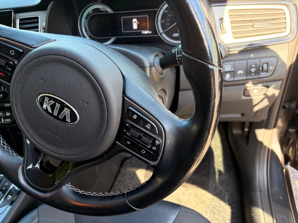 Kia Niro Kia Estate 1.6 Gdi Phev 3 Dct White #31