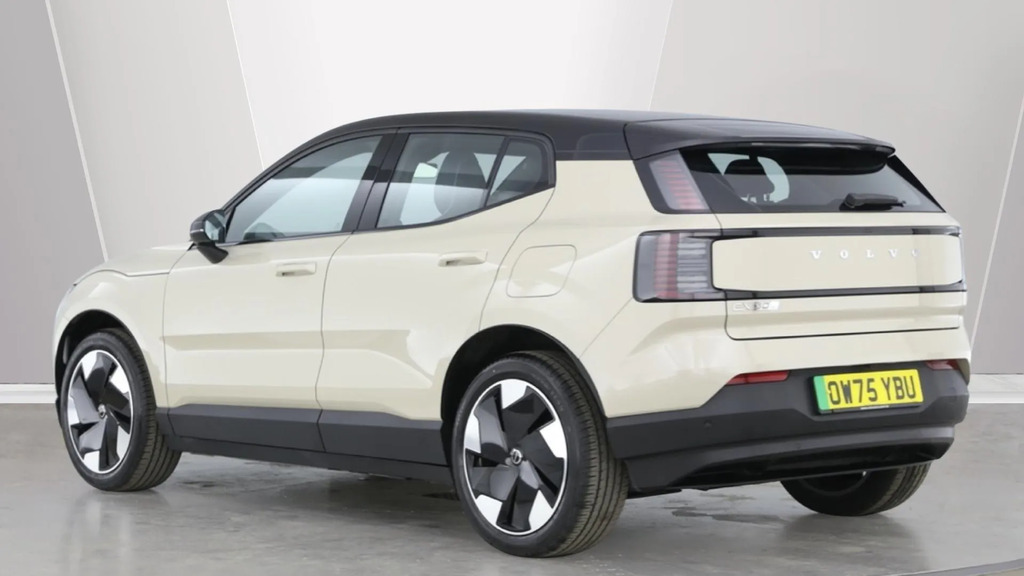 Volvo EX30 Twin Performance 69Kwh Plus Awd  #5