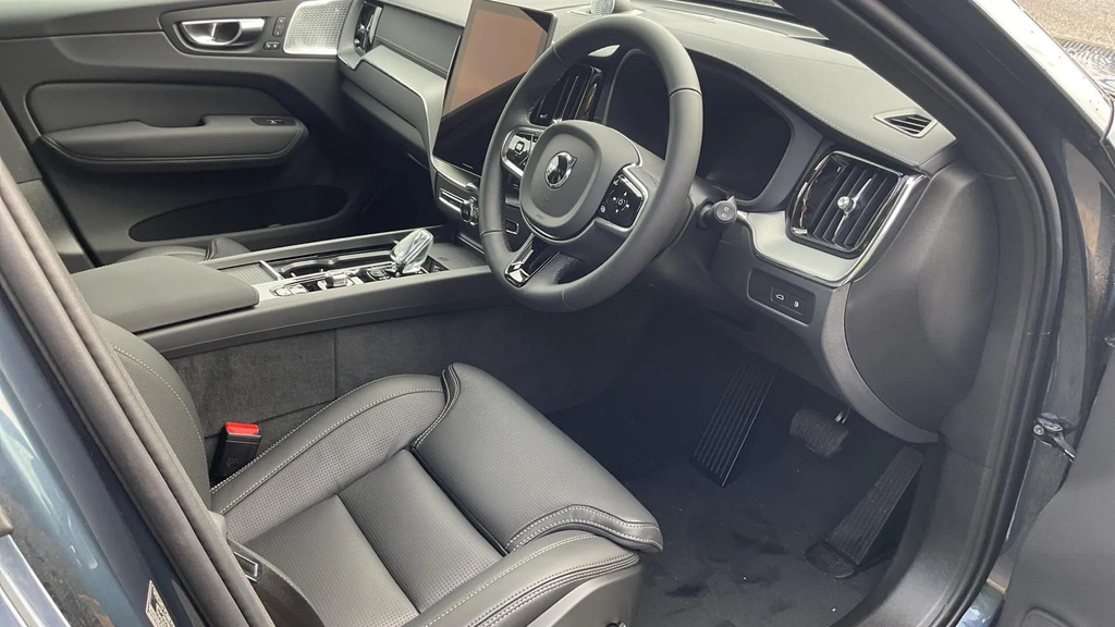 Volvo XC60 2.0 T8 18.8Kwh Ultra Black Edition Awd Euro 6 #4