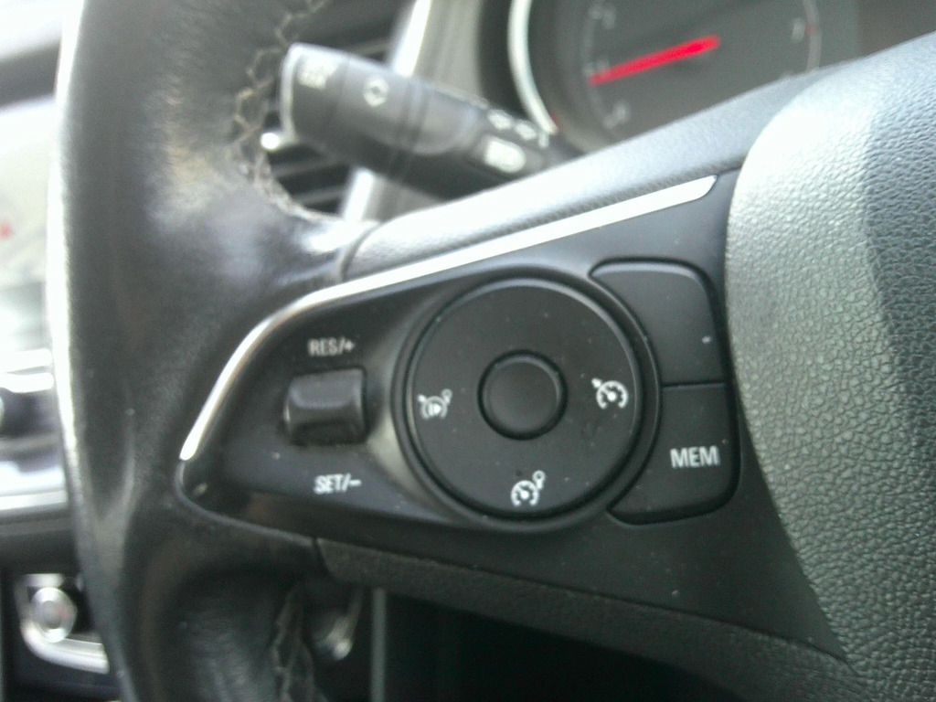 Vauxhall Grandland X 1.2 Turbo Sri Nav Red #18