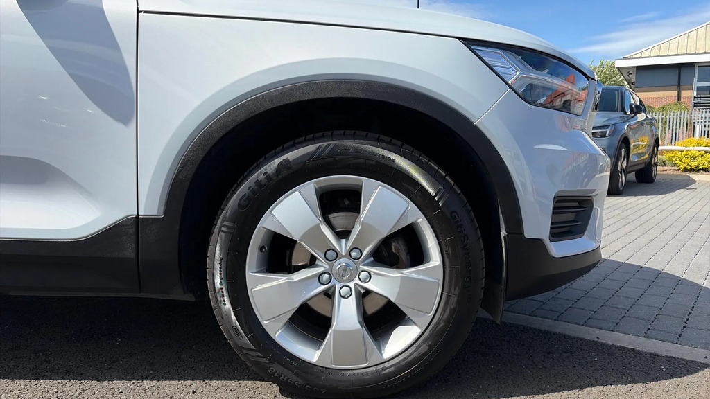 Volvo XC40 1.5 T3 163 R Design Geartronic Grey #9