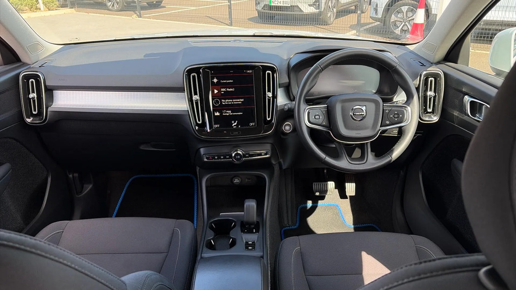 Volvo XC40 1.5 T3 163 Momentum Silver #5