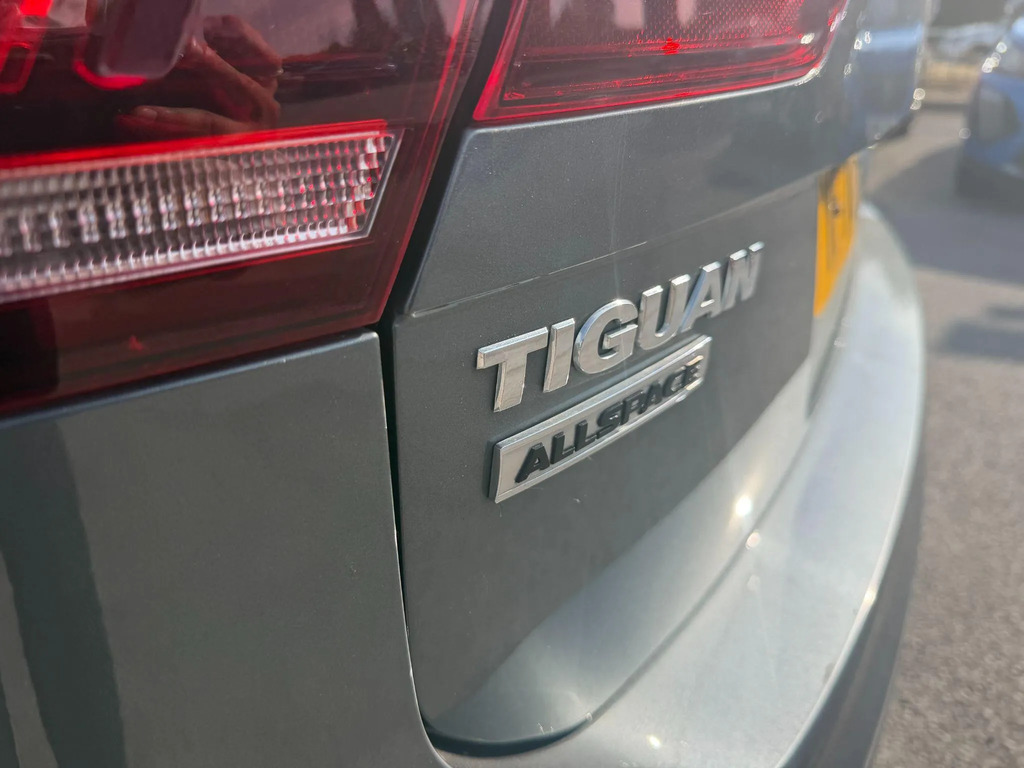 Volkswagen Tiguan Allspace 2.0 Tdi R-line Tech 150 Ps Grey #9