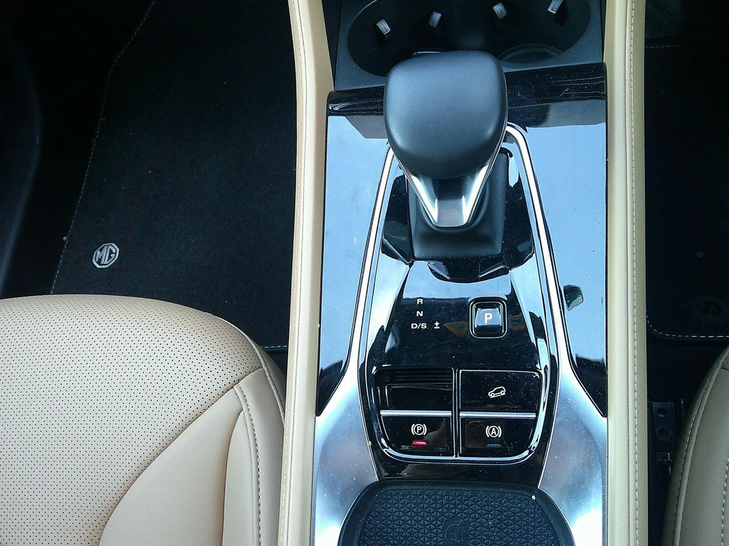 MG HS 1.5 Hybrid Trophy Suv Hybrid Euro Black #18