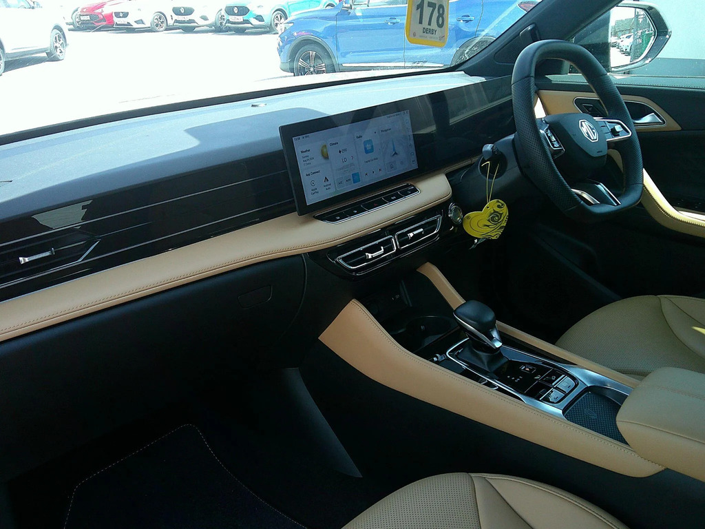 MG HS 1.5 Hybrid Trophy Suv Hybrid Euro Black #14