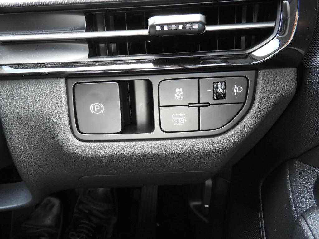 Kia Sportage 1.6T Gdi Hev Gt-line White #23