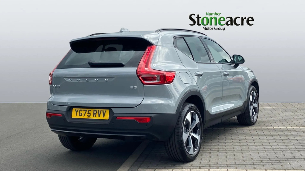Volvo XC40 2.0 B3p Plus Dark  #2
