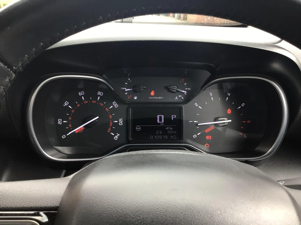 Citroen C3 Aircross Red #15