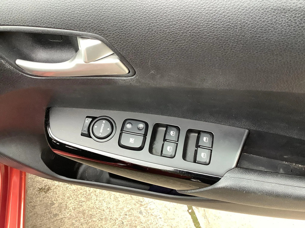 Kia Picanto 1.0 Zest 4 Seats Green #17