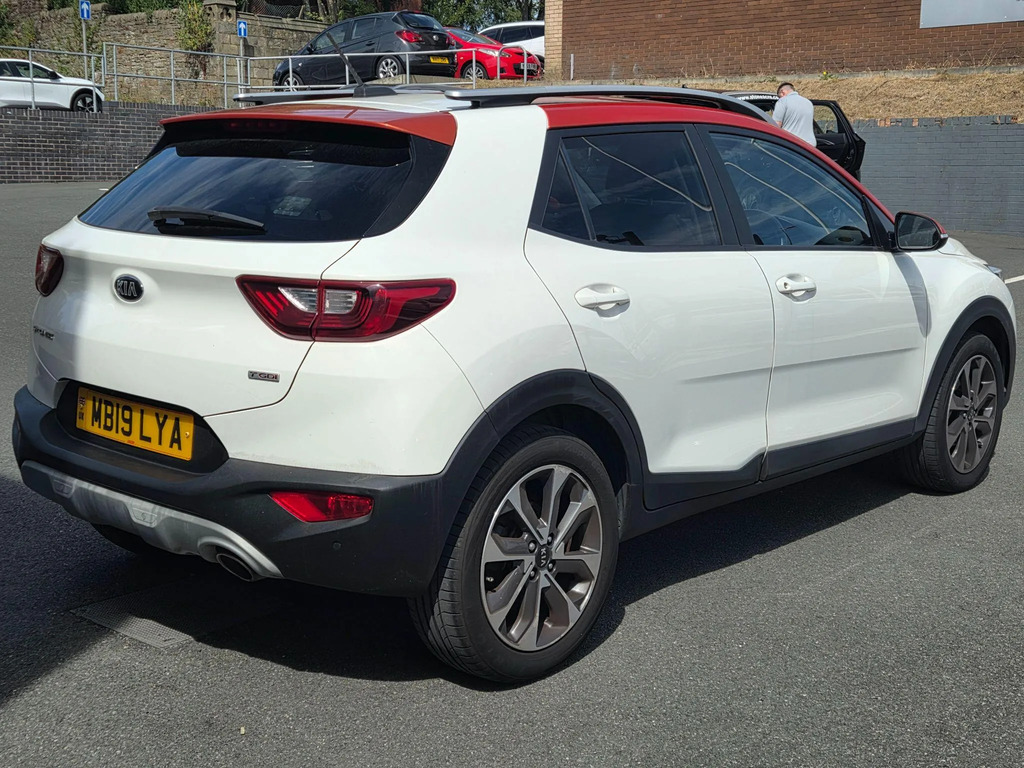 Kia Stonic 1.4 2 Suv Euro 6 S S 98 Bhp White #8