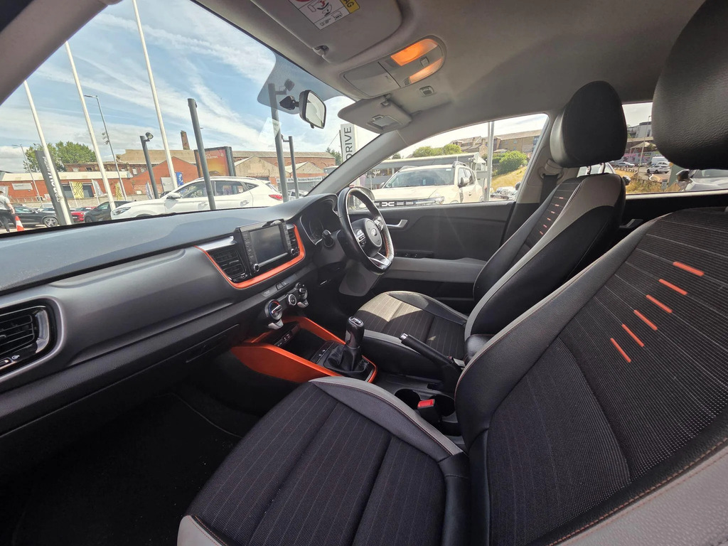 Kia Stonic 1.4 2 Suv Euro 6 S S 98 Bhp White #19