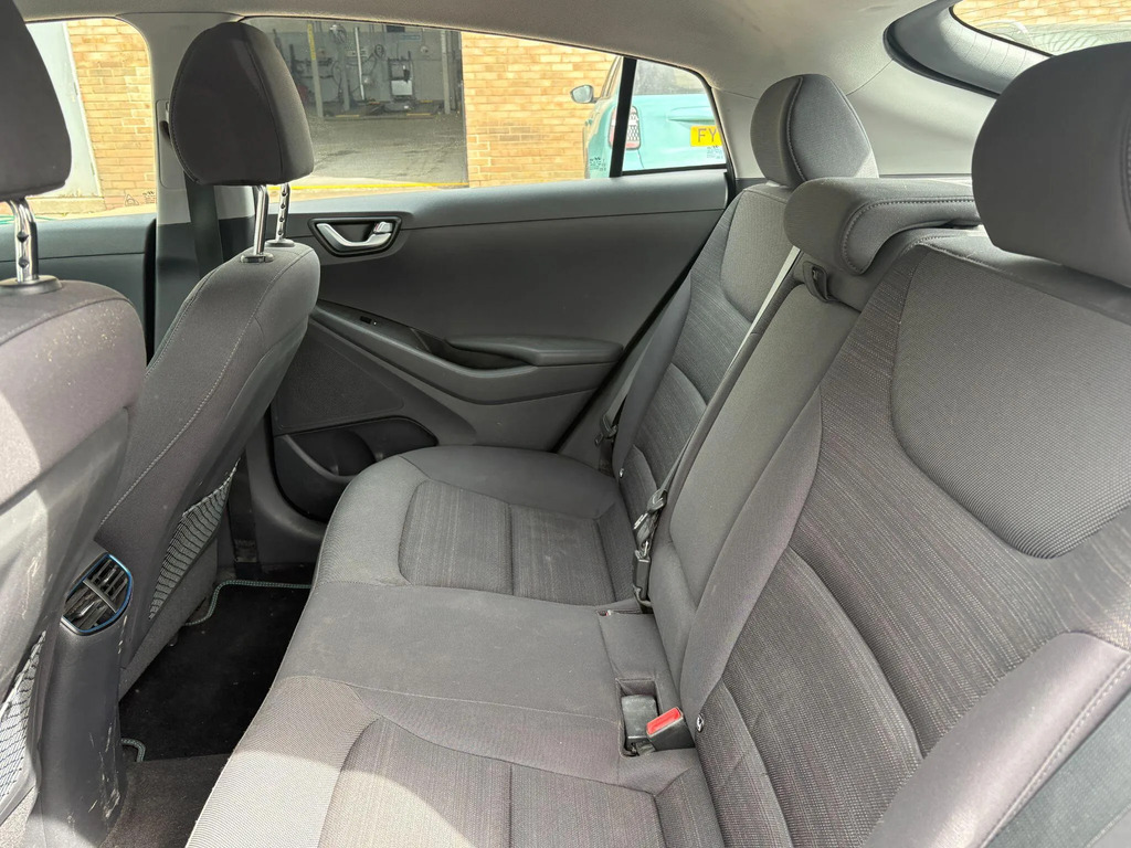 Hyundai Ioniq Hat 1.6 Gdi Hybrid Premium Dct White #16