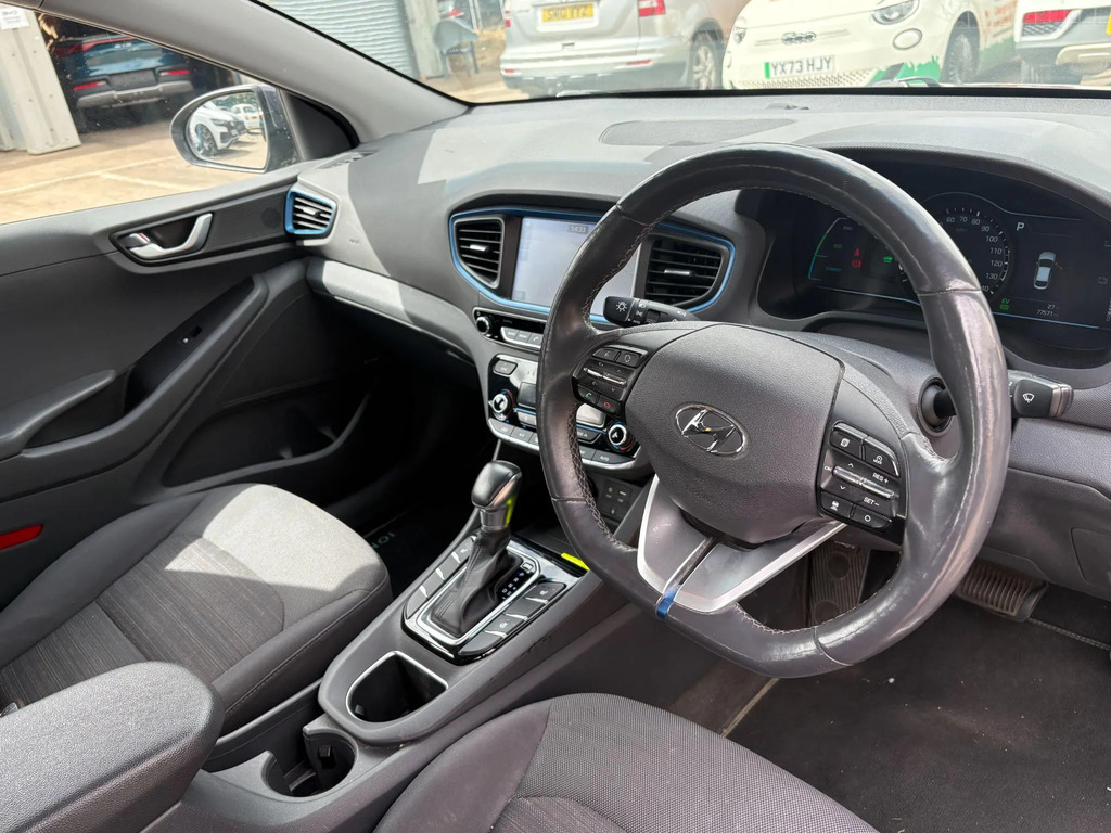Hyundai Ioniq Hat 1.6 Gdi Hybrid Premium Dct White #13