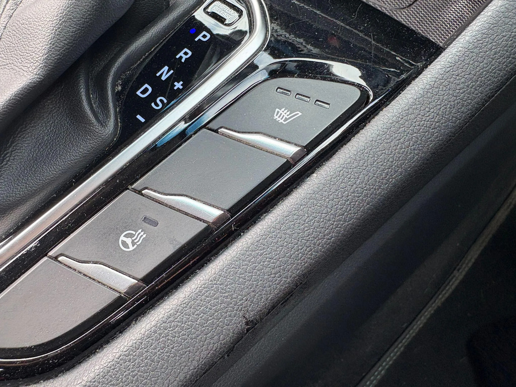Hyundai Ioniq Hat 1.6 Gdi Hybrid Premium Dct White #31