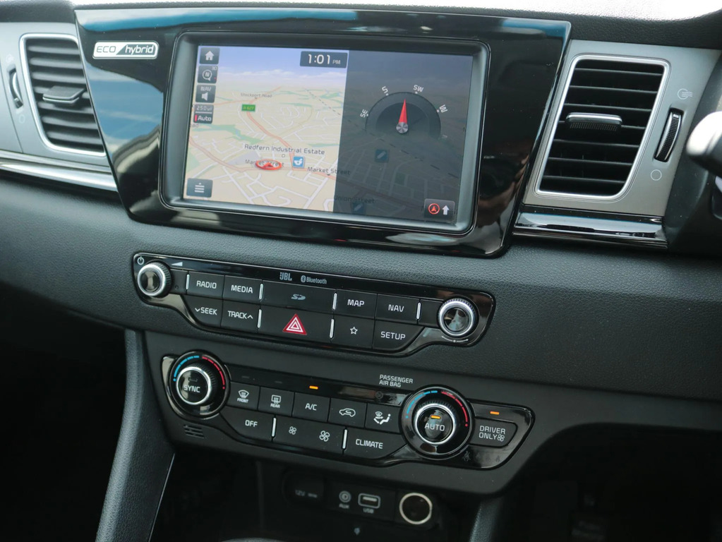 Kia Niro 1.6H Gdi 2 Suv Hybrid Dct White #15