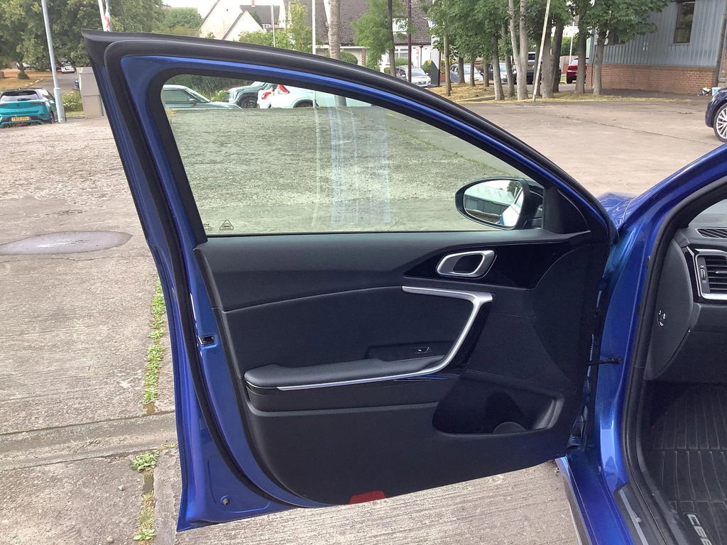Kia Ceed 1.5 T-gdi 3 Sportswagon Euro 6 Ss Red #16