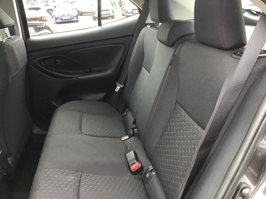 Toyota Yaris Cross Icon Green #17