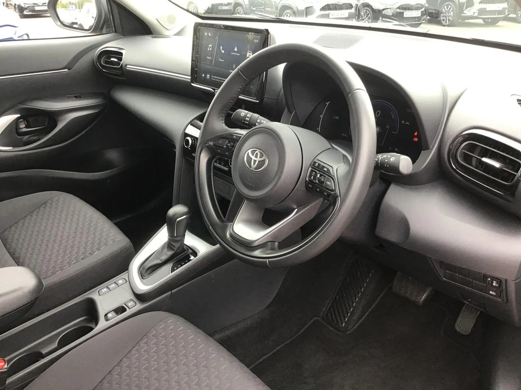 Toyota Yaris Cross Icon Green #7