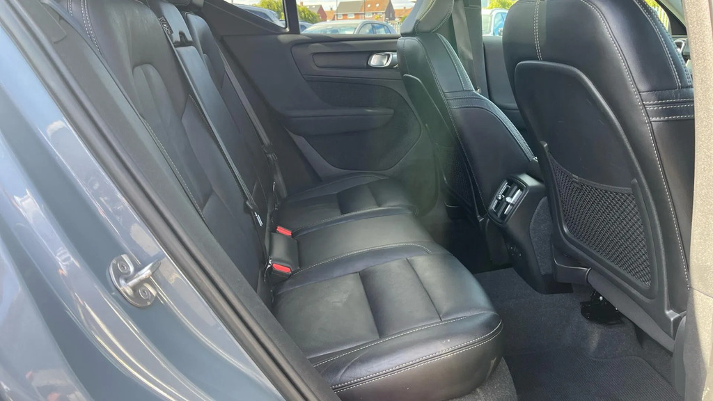 Volvo XC40 2.0 B4p Ultimate Dark #6