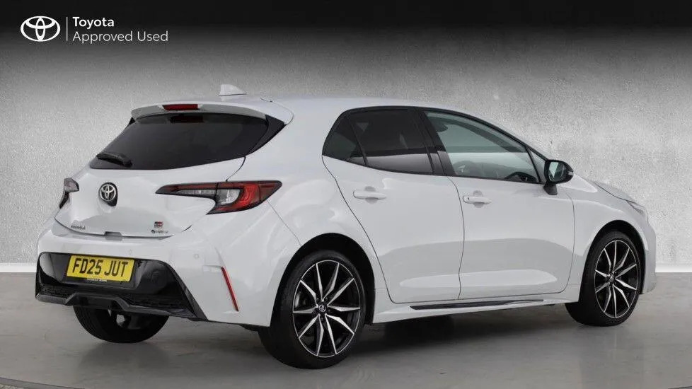 Toyota Corolla 1.8 Vvt-i Hybrid Gr Sport #3
