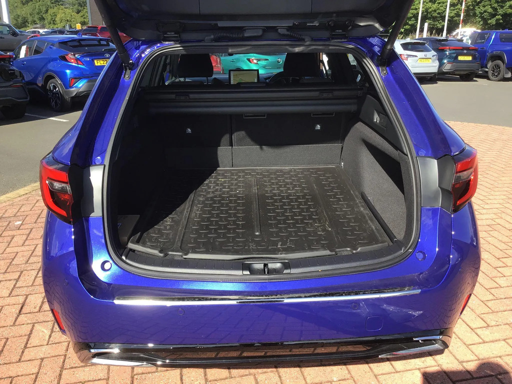Toyota Corolla 1.8 Vvt-i Hybrid Commercial Grey #18
