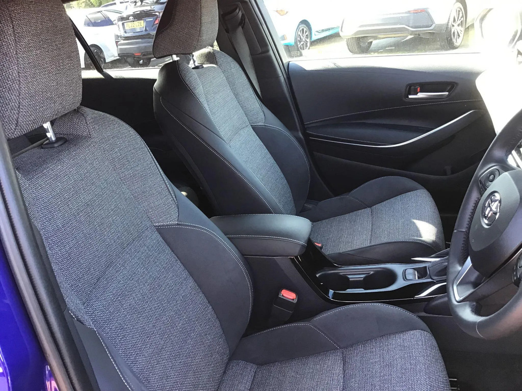 Toyota Corolla 1.8 Vvt-i Hybrid Commercial Grey #14