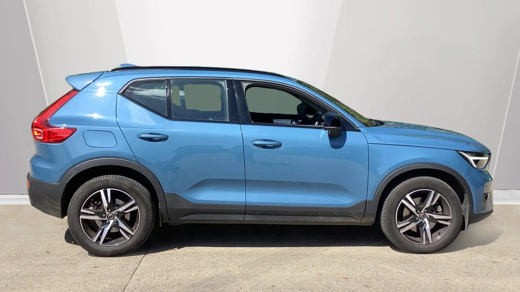 Volvo XC40 2.0 B3p Plus Dark #3
