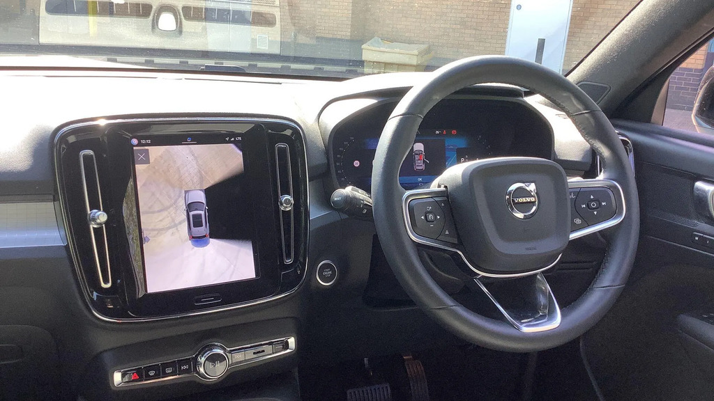 Volvo XC40 2.0 B3p Plus Dark #5