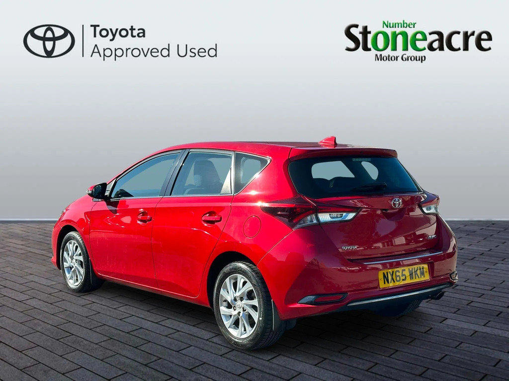 Toyota Auris 1.2T Icon  #4