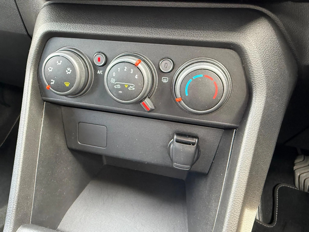 Dacia Sandero New Sandero Comfort 1.0 Tce 90 Grey #15