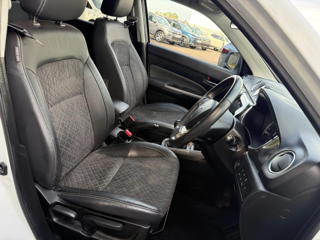 Suzuki Vitara 1.4 Boosterjet 48V Hybrid Sz5 Allgrip  #4