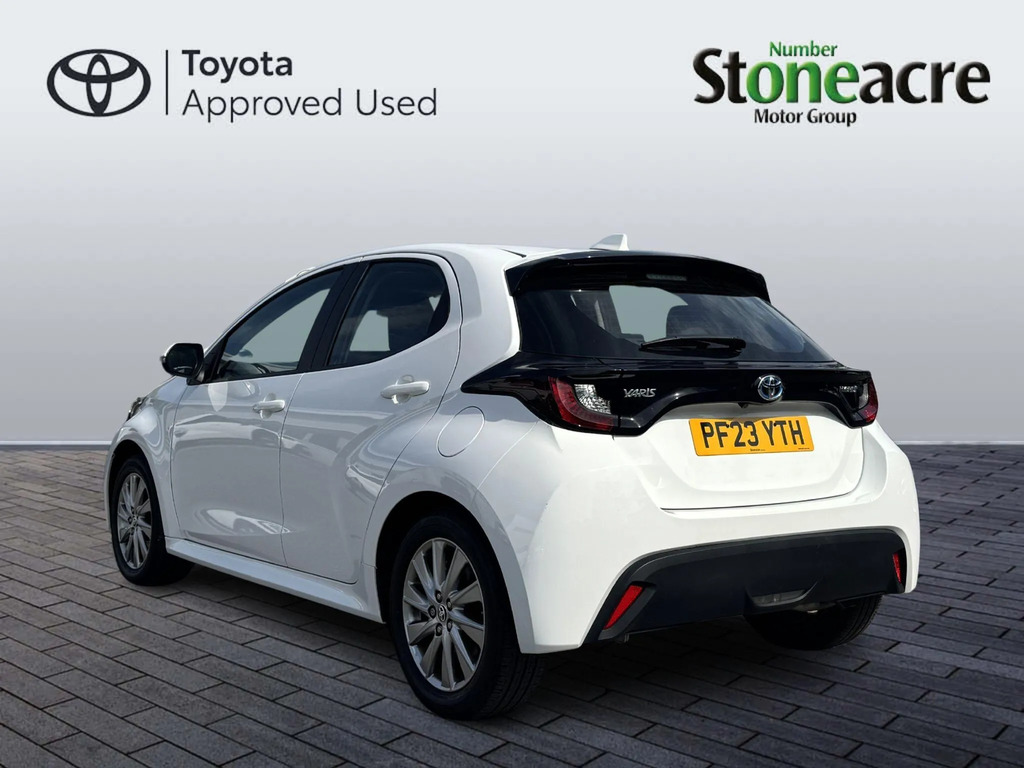 Toyota Yaris 1.5 Hybrid Icon #5