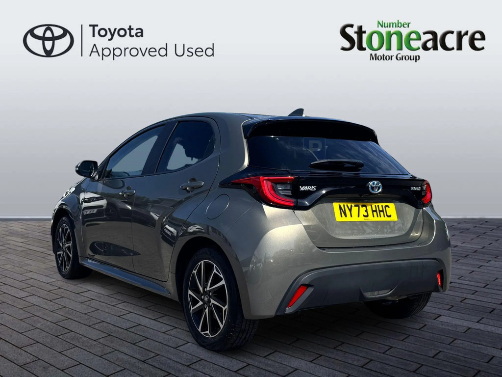 Toyota Yaris 1.5 Vvt-h Design Hatchback Hybrid E-cvt Silver #5