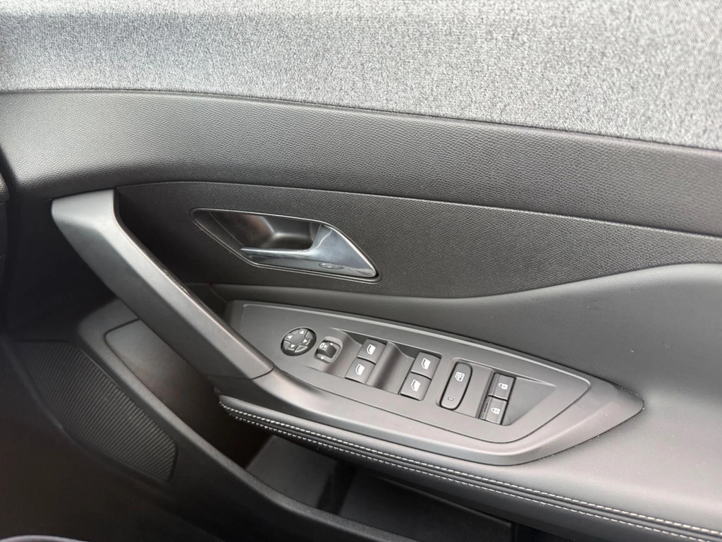 Peugeot 308 SW 1.2L Allure Grey #24