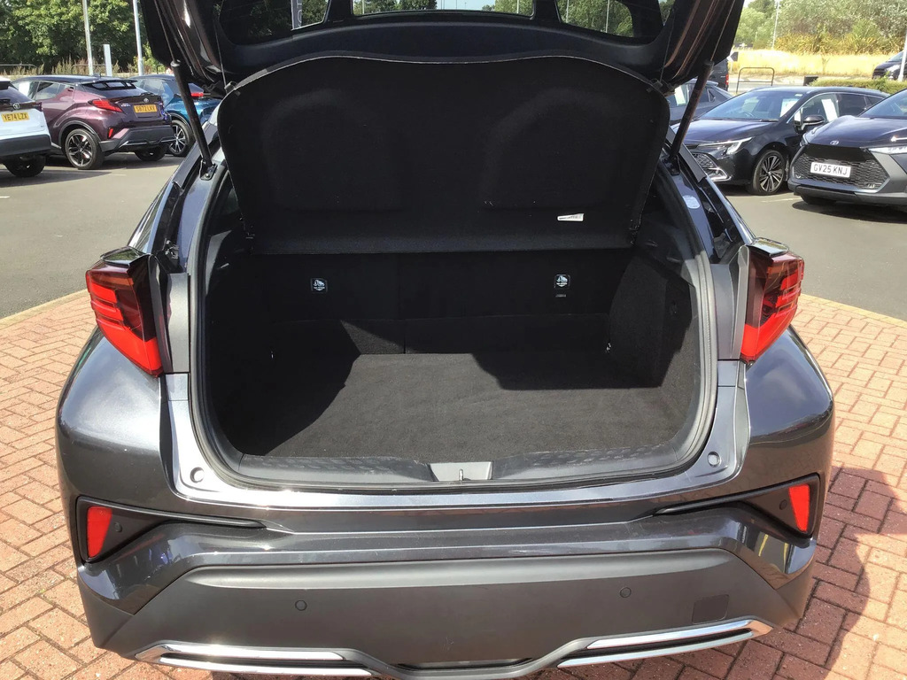 Toyota C-Hr Hybrid 1.8 122Bhp Icon Crossover 5-Dr Grey #14
