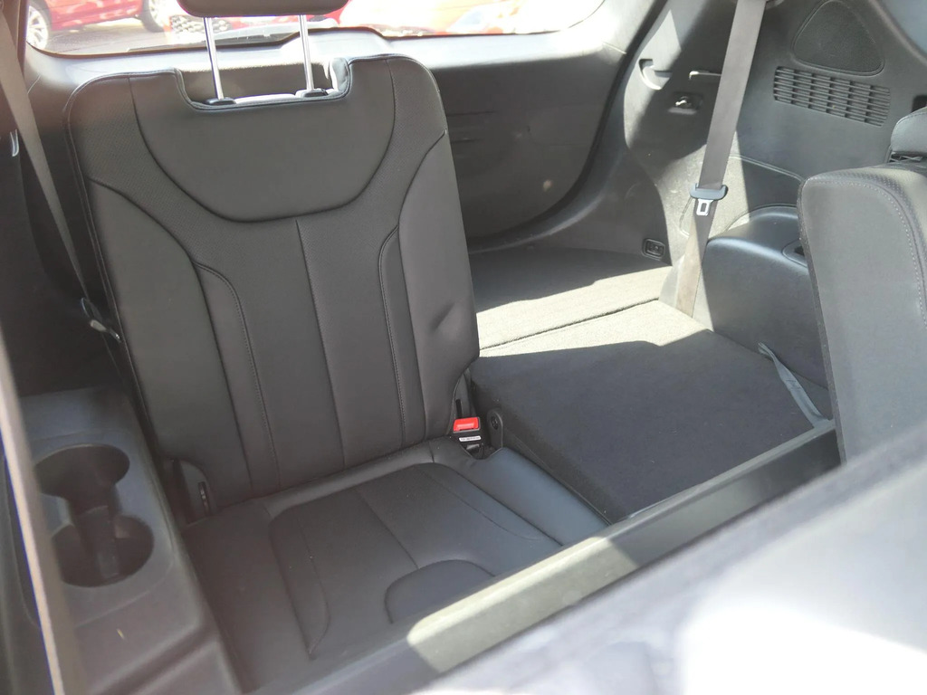 Hyundai Santa Fe 2.2 Crdi Premium 4Wd Euro 6 Ss 7 Seat Black #14