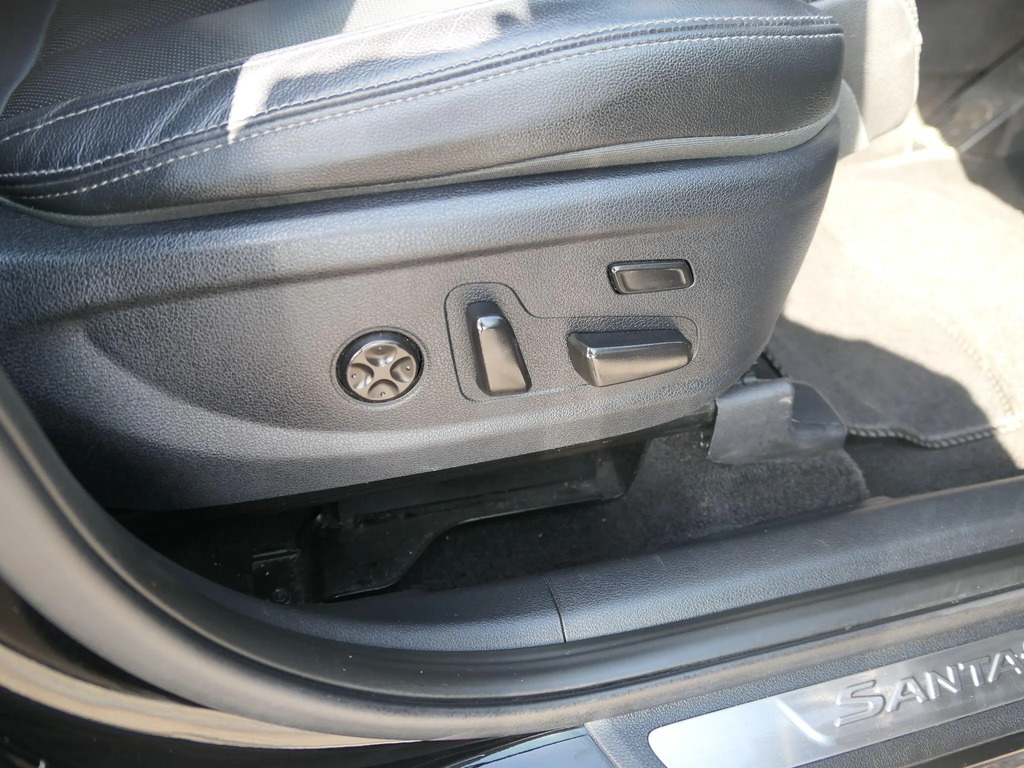 Hyundai Santa Fe 2.2 Crdi Premium 4Wd Euro 6 Ss 7 Seat Black #15
